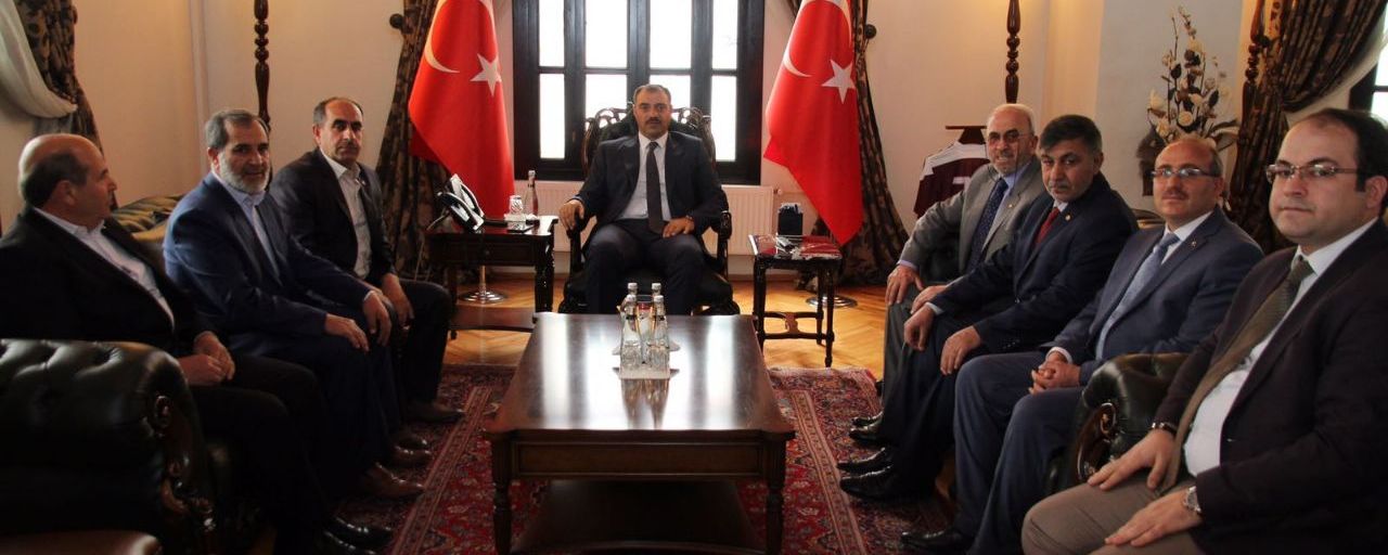 BAŞKAN DUMANDAĞ VE EKİBİ VALİ ÇETİN OKTAY KALDIRIM'I ZİYARET ETTİ...